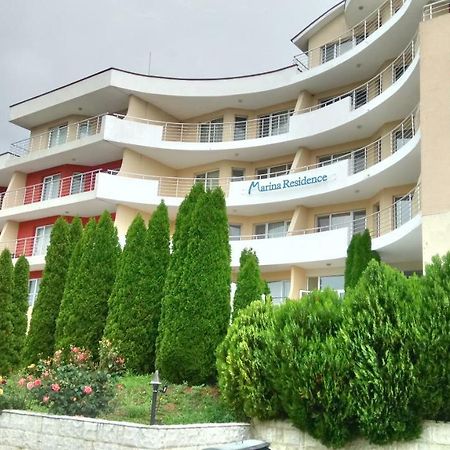 Marina Residence Complex Kavarna Buitenkant foto