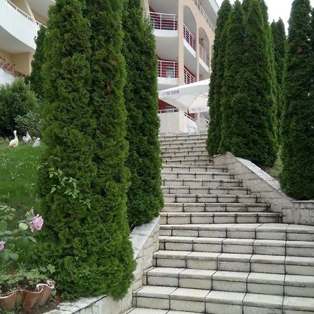 Marina Residence Complex Kavarna Buitenkant foto