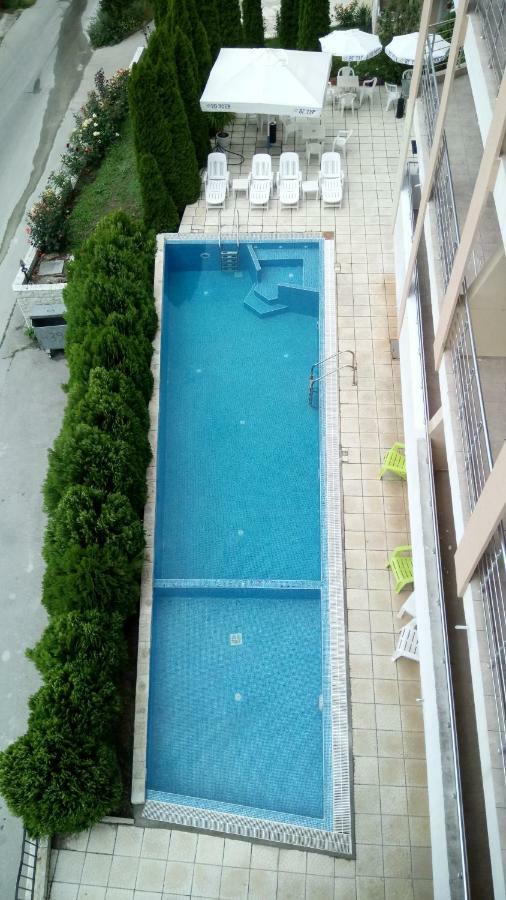 Marina Residence Complex Kavarna Buitenkant foto