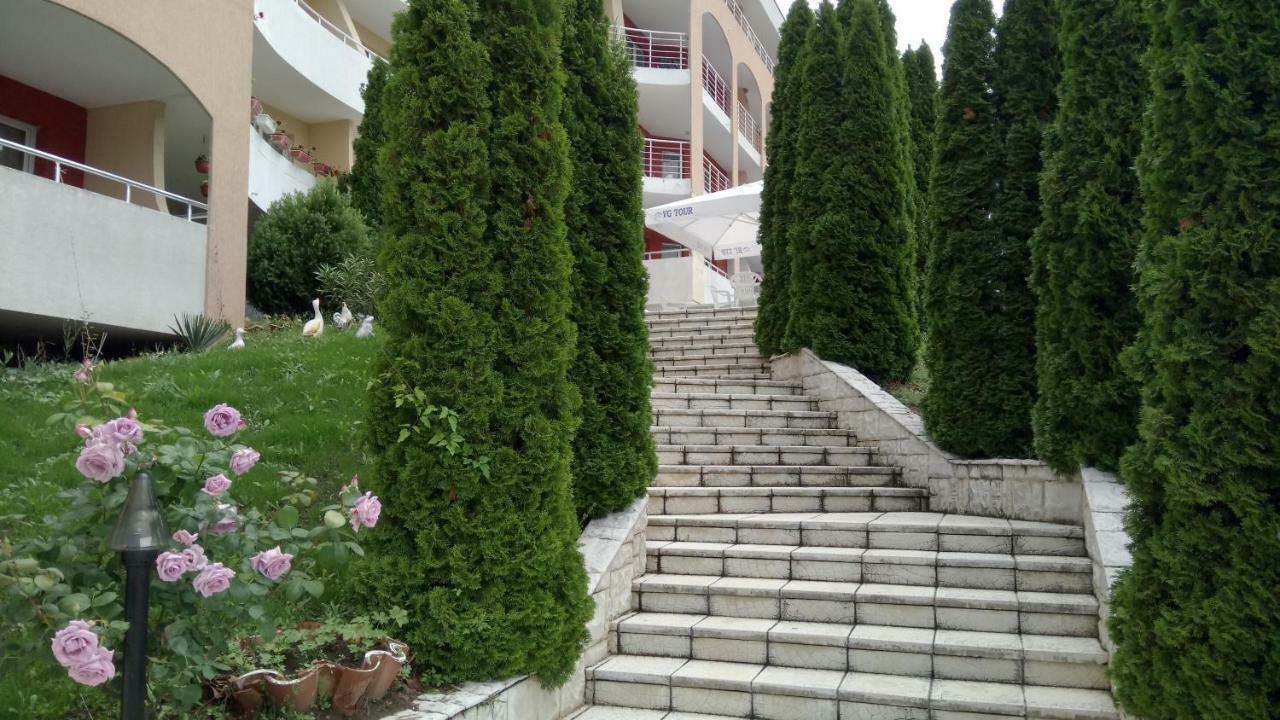Marina Residence Complex Kavarna Buitenkant foto