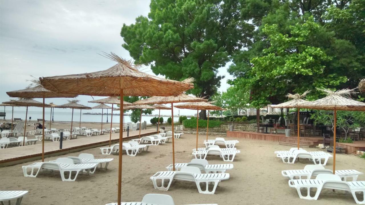 Marina Residence Complex Kavarna Buitenkant foto